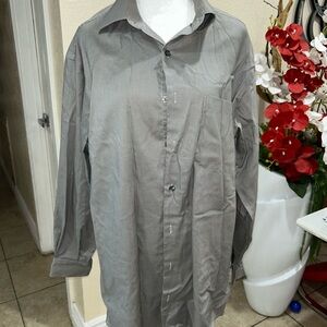 Axcess Gray Striped Button-Up Shirt